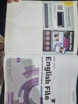 English File 5th Edition A1. Student's Book and...