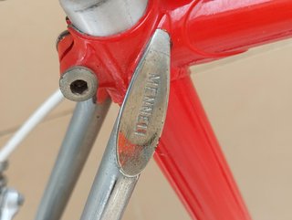 Bicicleta Clásica de Carretera Roja