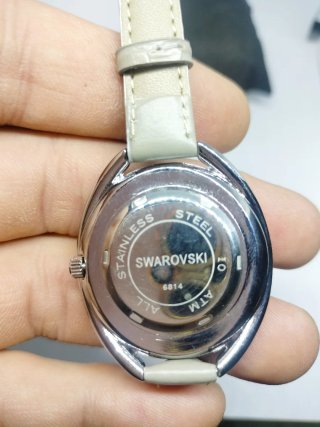 Reloj Swarovski Gris y Plateado