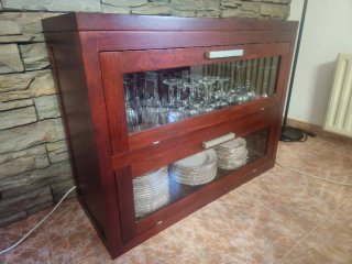 Vitrina Aparador Madera y Cristal