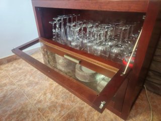 Vitrina Aparador Madera y Cristal