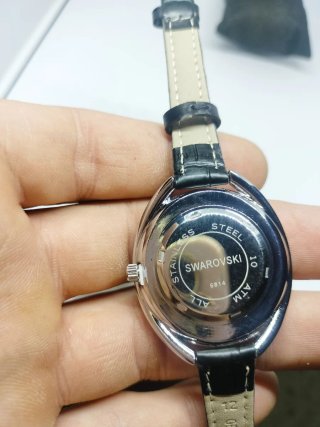 Reloj Swarovski Negro y Plateado