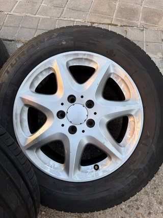 Llantas Mercedes S500