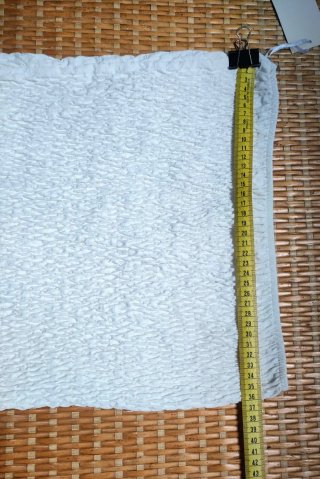 Top blanco fruncido con volante