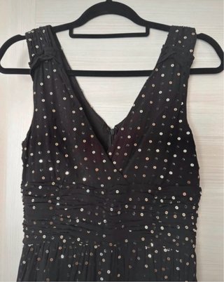 Vestito lungo nero con paillettes oro