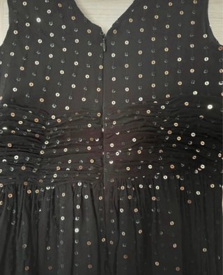 Vestito lungo nero con paillettes oro