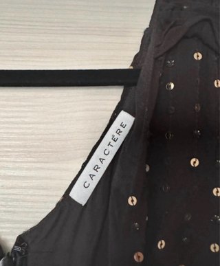 Vestito lungo nero con paillettes oro