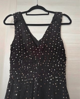 Vestito lungo nero con paillettes oro