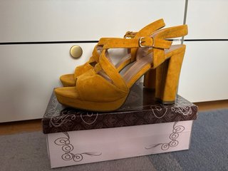 Sandalias de tacón talla 40