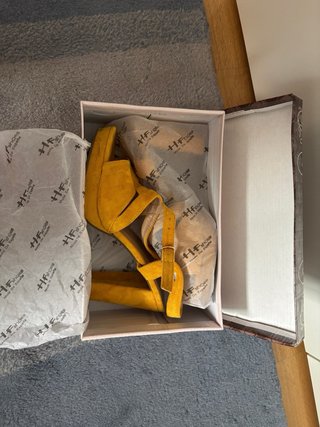 Sandalias de tacón talla 40