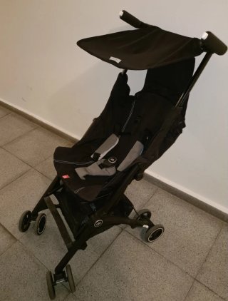Silla de paseo negra