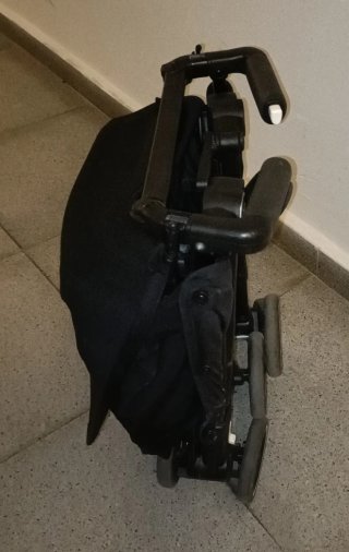 Silla de paseo negra
