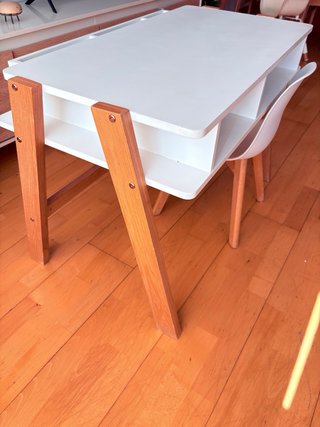 Conjunto 2 escritorios infantiles + 2 sillas