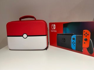 Nintendo Switch Azul y Rojo