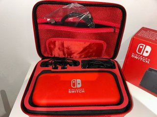 Nintendo Switch Azul y Rojo