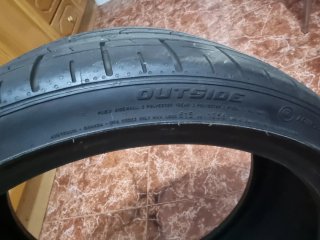 Rueda PZERO 235/35 ZR19 91Y  Nueva sin estrenar