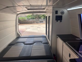 Volkswagen Transporter T6 2021