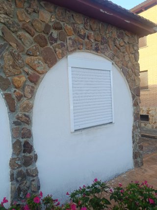 12 Ventanas PVC correderas blancas