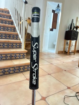 Putter cobra king stingary 40