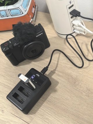 Cámara Sony ZV-1F Negra