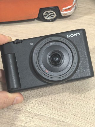 Cámara Sony ZV-1F Negra