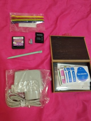 Nintendo 2DS Rosa con Accessori