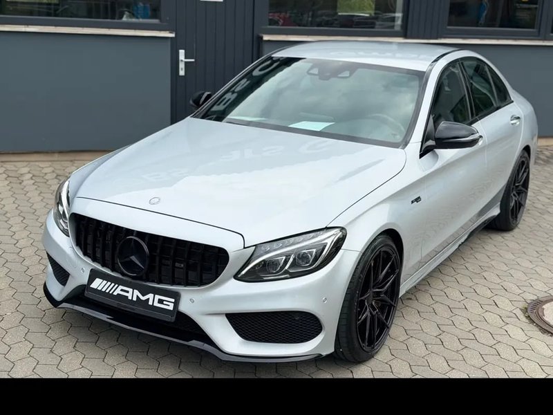 Mercedes-Benz Clase C 450 AMG 4MATIC - foto 1