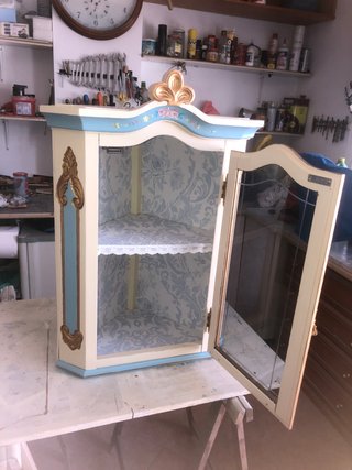 Vitrina Esquinera Vintage Artesanal