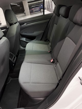 VOLKSWAGEN GOLF 8