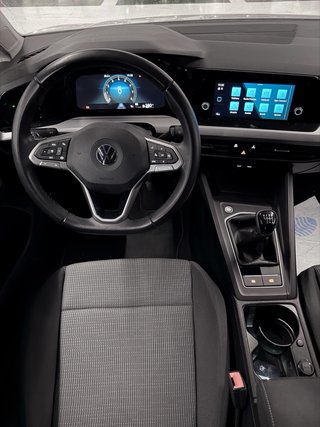 VOLKSWAGEN GOLF 8
