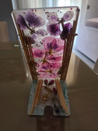 Portatelefono resina con fiori secchi