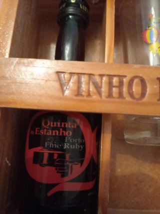 Set Vino Oporto Portugal con Bicchiere