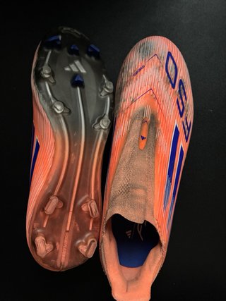 Botas Fútbol Adidas F50 Naranja y Azul