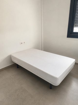 Colchón y somier en perfecto estado