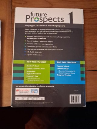 FUTURE PROSPECTS 1 Student's book: libro de tex...