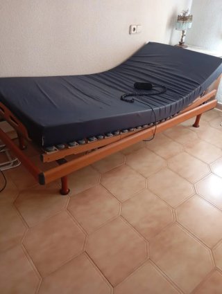 Cama articulada eléctrica con colchón