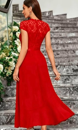 Vestido fiesta rojo encaje asimétrico