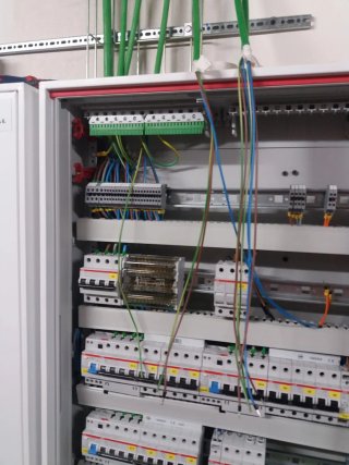Trabajos eléctricos averías