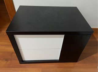 Ser de 2 mesitas de noche, cómoda y cabecero