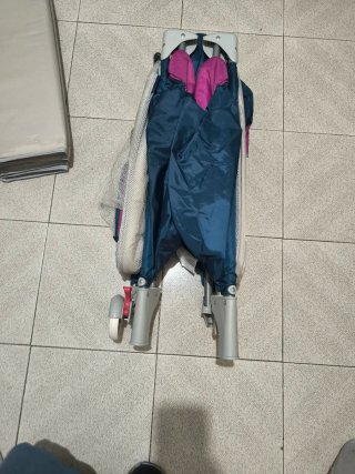 Cuna de viaje plegable