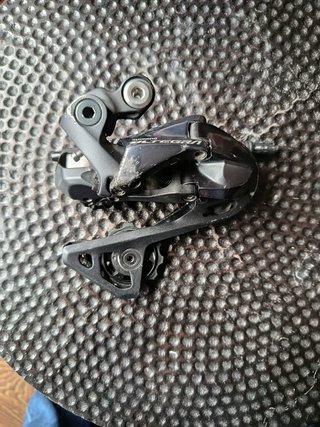Cambio Shimano Ultegra Di2 11v RD-R8050