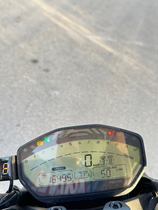 Ducati Monster 821