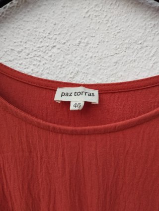 Blusa roja talla 46