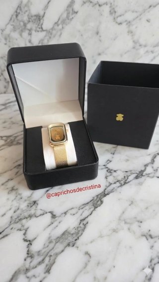 Reloj y pulsera  acero dorado.SOLO ENVIO