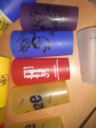 Lote 35 Vasos de plástico NUEVO
