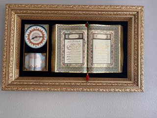 Cuadro decorativo con reloj y Corán
