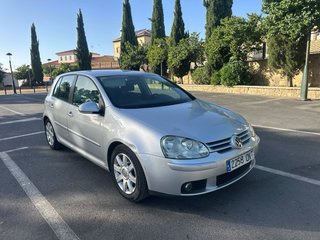 Volkswagen Golf 2005