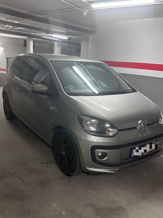 Volkswagen up! 2013