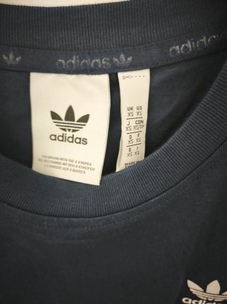 Camiseta Adidas Clásica Negra Talla M