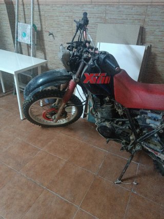 Moto Yamaha XT 350